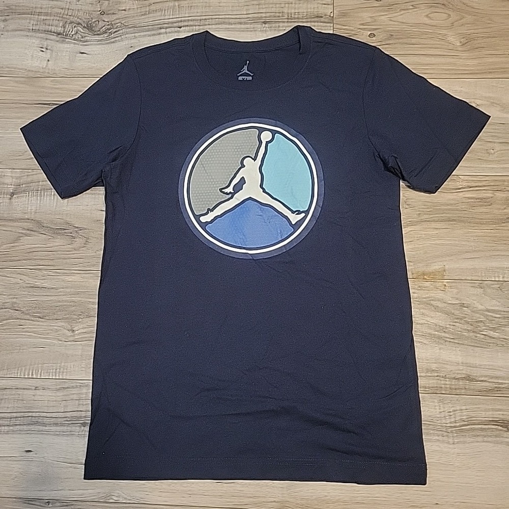 Air Jordan T-Shirt Kids XL Black Red Graphic Print Logo Athletic Tee